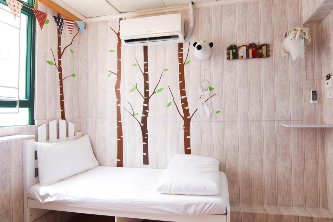 Cozy Inn Jordan Station Hong Kong Exterior photo