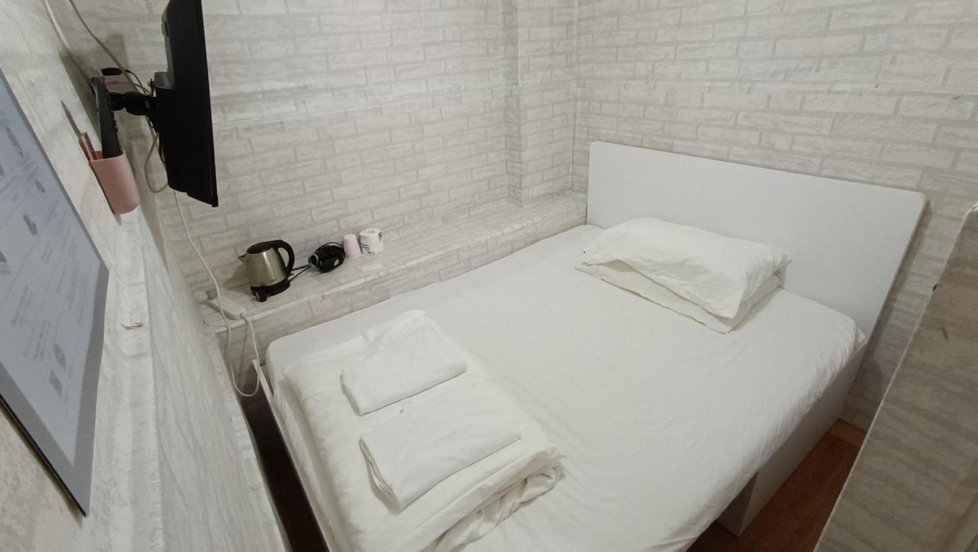 Cozy Inn Jordan Station Hong Kong Exterior photo