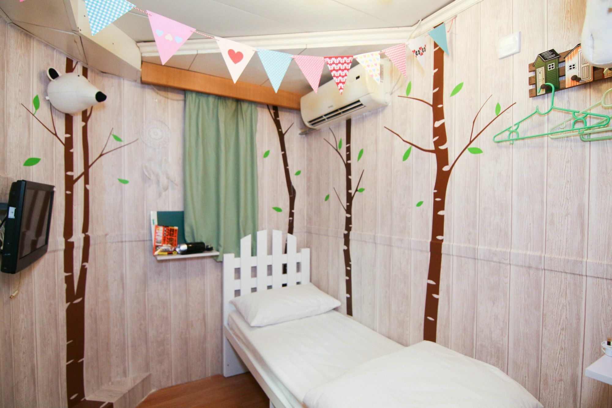 Cozy Inn Jordan Station Hong Kong Exterior photo